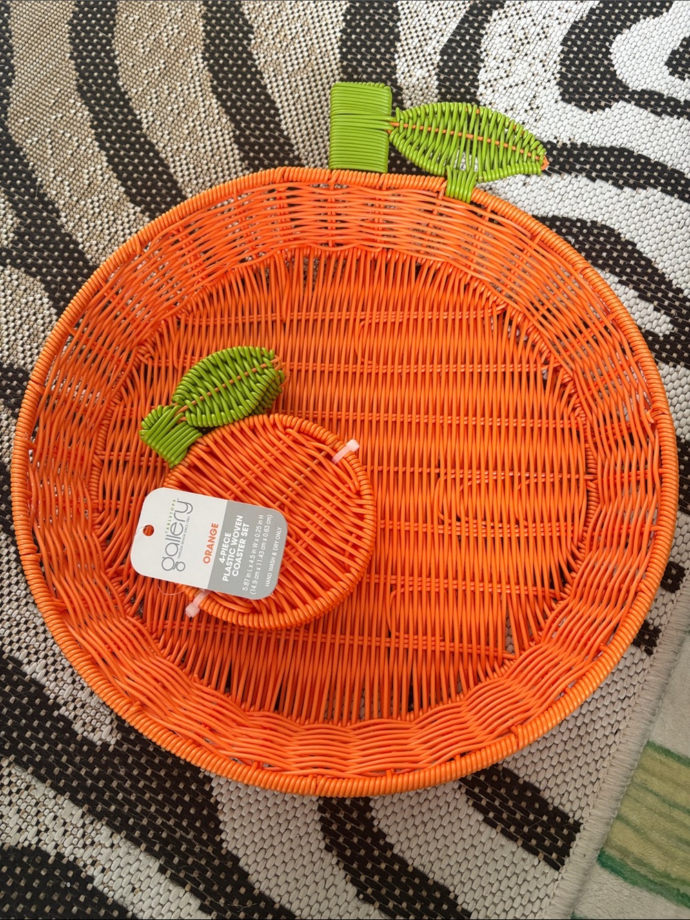 🆕Tabletops Gallery Woven Orange Basket & Coasters Bundle